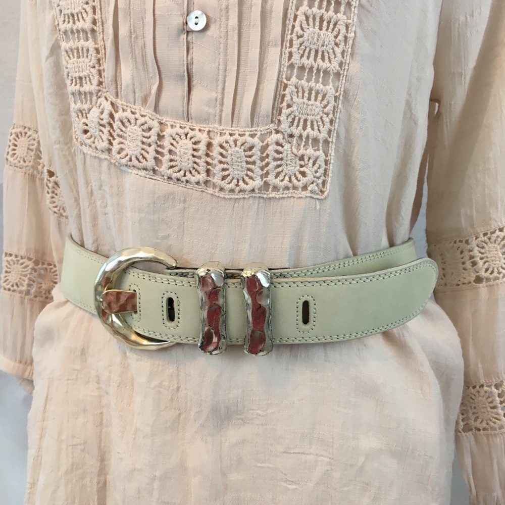 Express Wide Genuine Leather Belt Large Creamy Ivory White Boho Silver Chunky